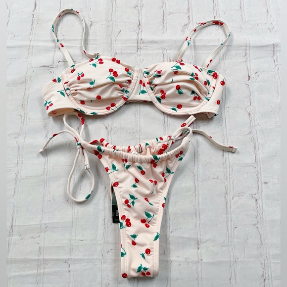Wild fable NWT cherry print bikini extra cheeky size XS & XXS - Picture 2 of 7